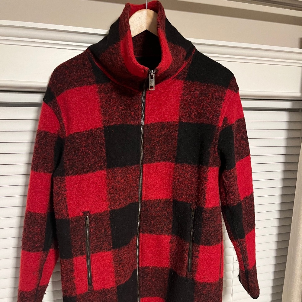 Roots Buffalo Plaid Size Small Jacket Sweater